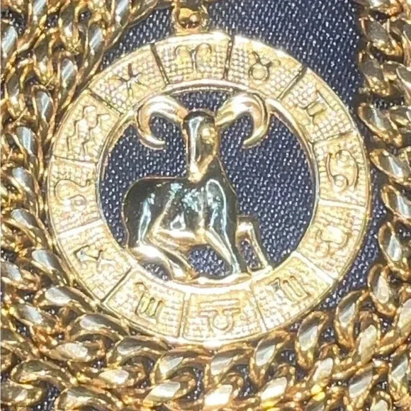 Cuban Necklace &  Aries Pendant - Picture 2 of 2